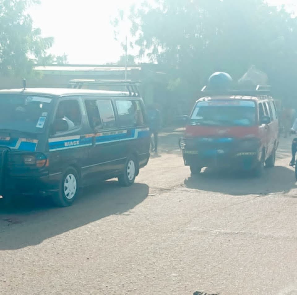 Tchad : N’Djamena, des minibus en pleine rue sans arrêts organisés