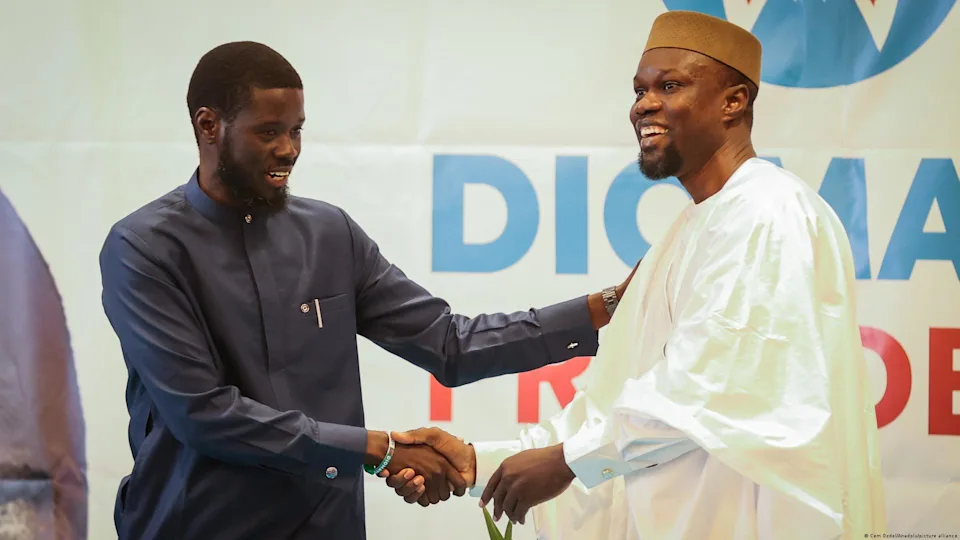 Ousmane Sonko et Bassirou Diomaye Faye, anciens alliés devenus rivaux politiques