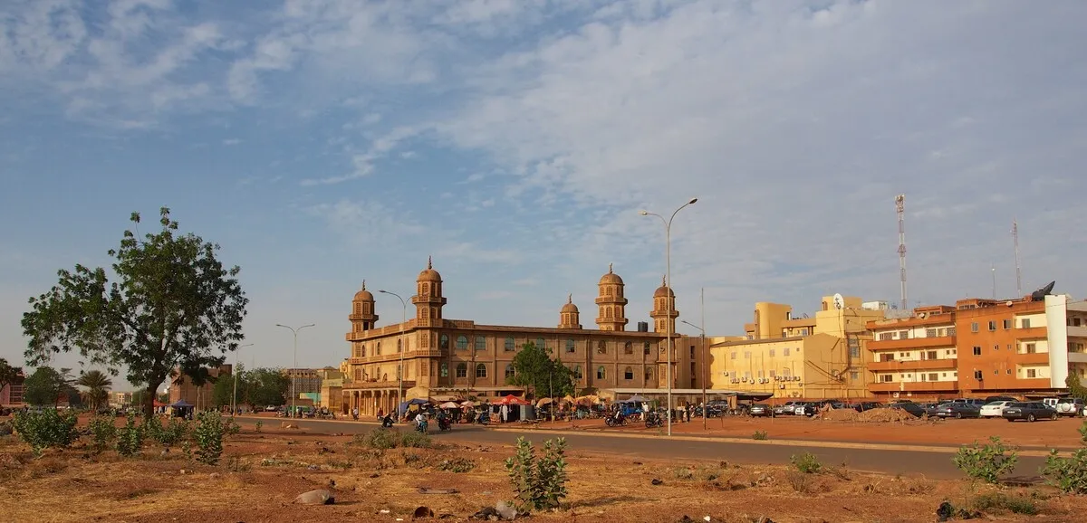 Fermeture de la grande mosquée de Ouagadougou après des tensions politiques