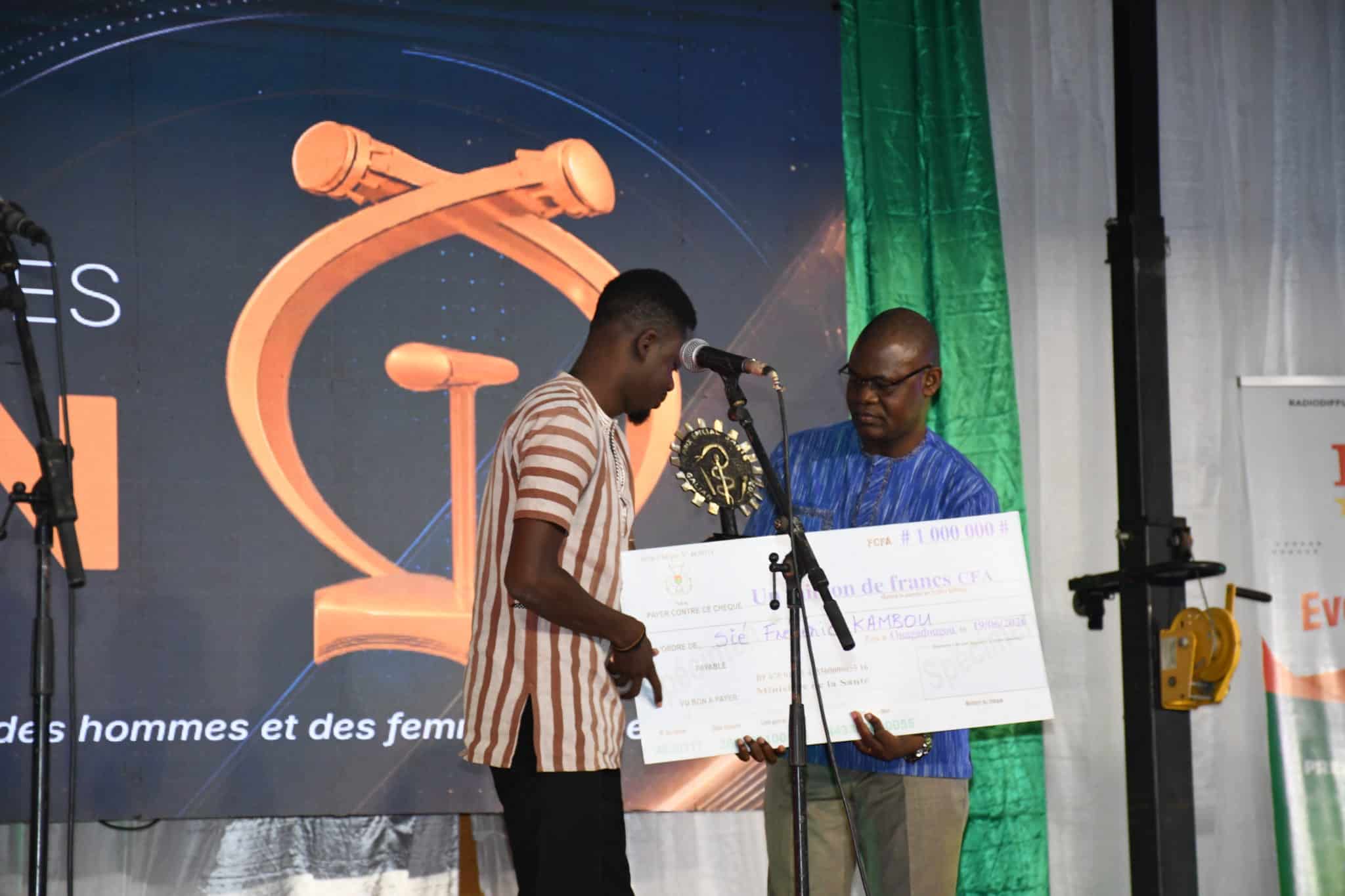 Sié Frédéric Kambou lors de la remise des prix Galian 2026
