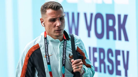 Lucas Digne, latéral gauche du PSG, en action