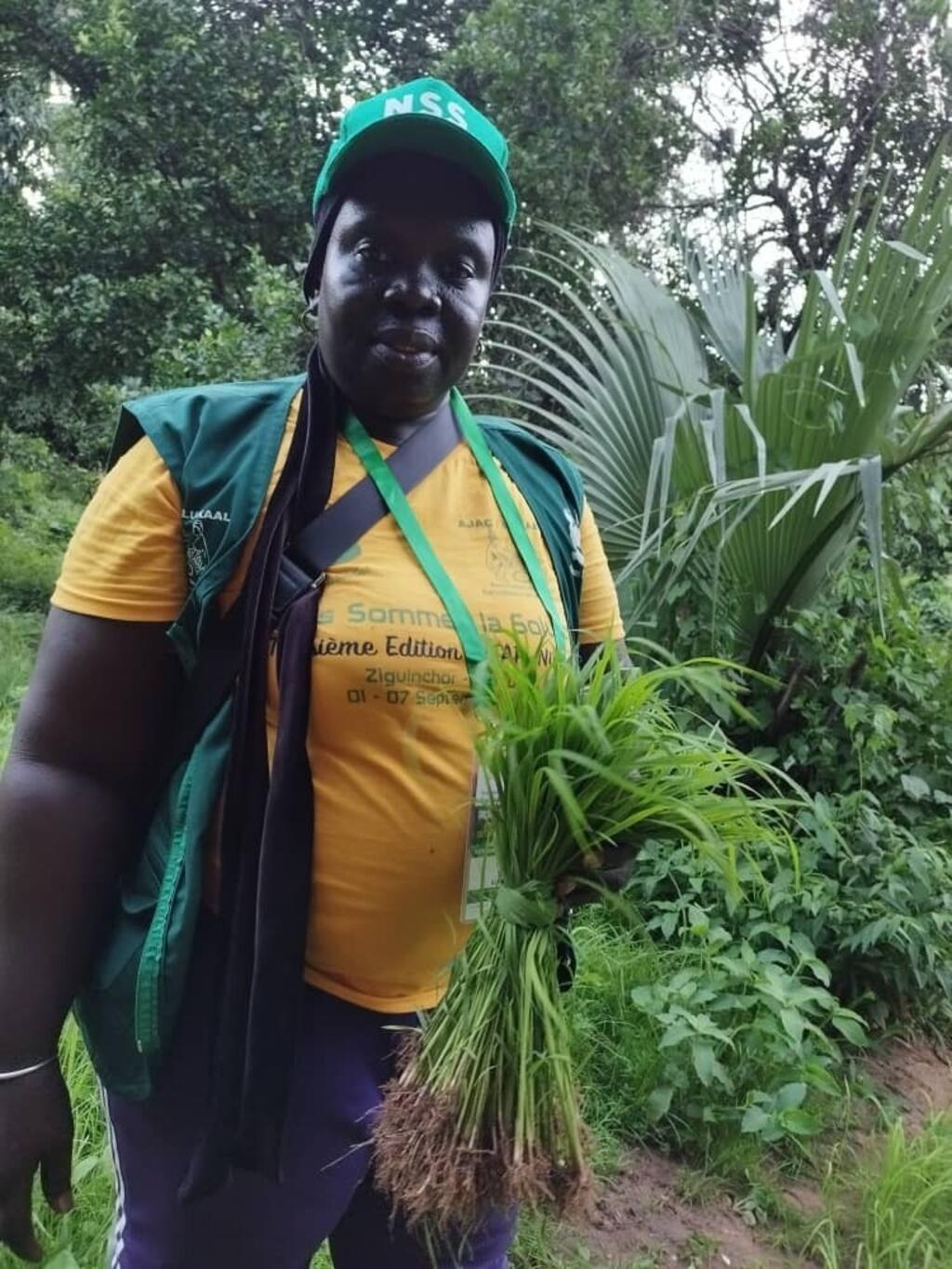 Mariama Sonko dans sa ferme de Niaguis, près de Ziguinchor, en Casamance. Une exploitation modèle en agroécologie.