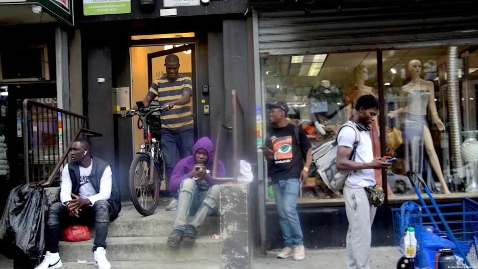 Manifestation de soutien aux migrants expulsés vers le Cameroun