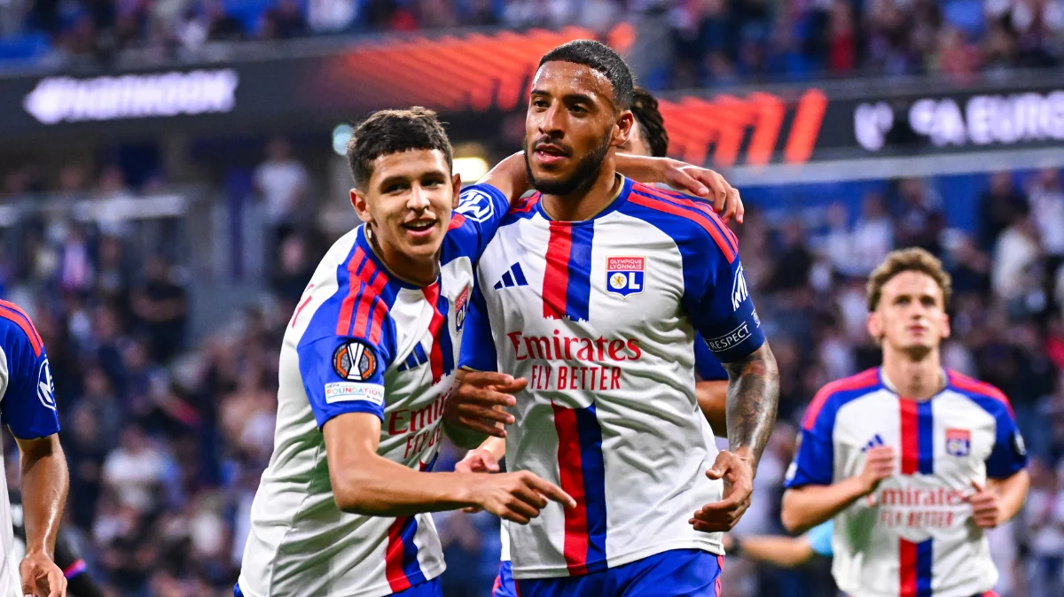 L'OL célèbre la victoire contre Crystal Palace en Ligue Europa